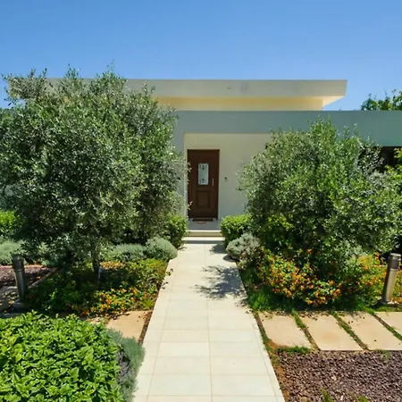 Rent Private 069 Protaras