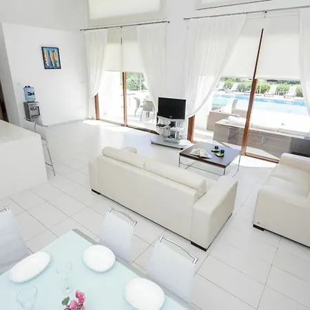 Rent Private 069 Villa *