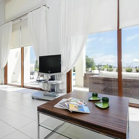 Vila Rent Private 069 *