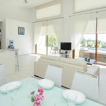 Rent Private 069 Protaras